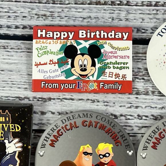 Lot of 8 Vintage Walt Disney World Cruise Line DVC Pinocchio Pin Buttons Badges - Picture 3 of 9